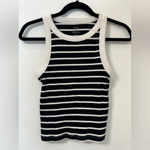 Gap Modern Rib Cropped Halter Top - Picture 2 of 5